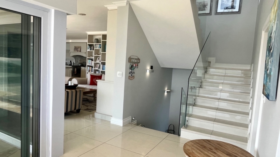 5 Bedroom Property for Sale in Pinnacle Point Golf Estate Western Cape